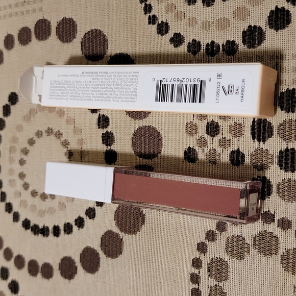 OFRA Long Lasting Liquid Lipstick in Bal Harbor - Picture 3 of 3